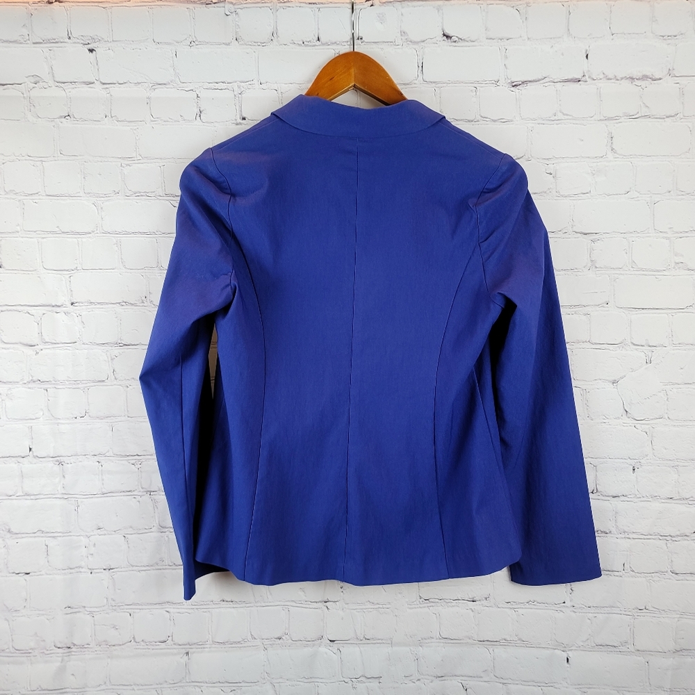 Soho apparel blazer. Size M - Picture 3 of 9